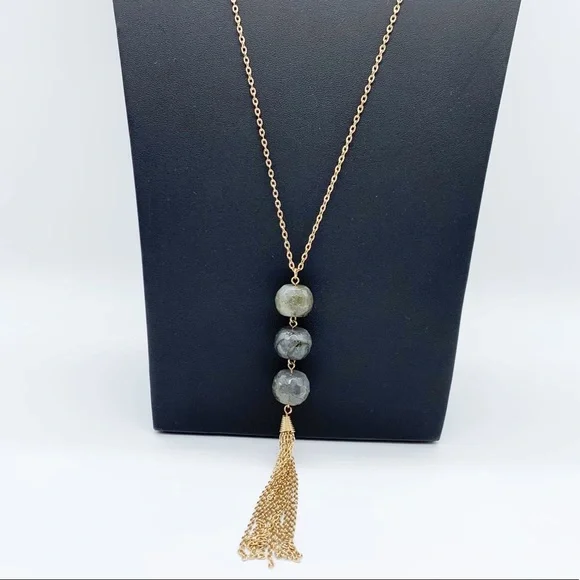 Hand Made Long Green Beaded Stone Tassel Necklace in Gold - Picture 2 of 9